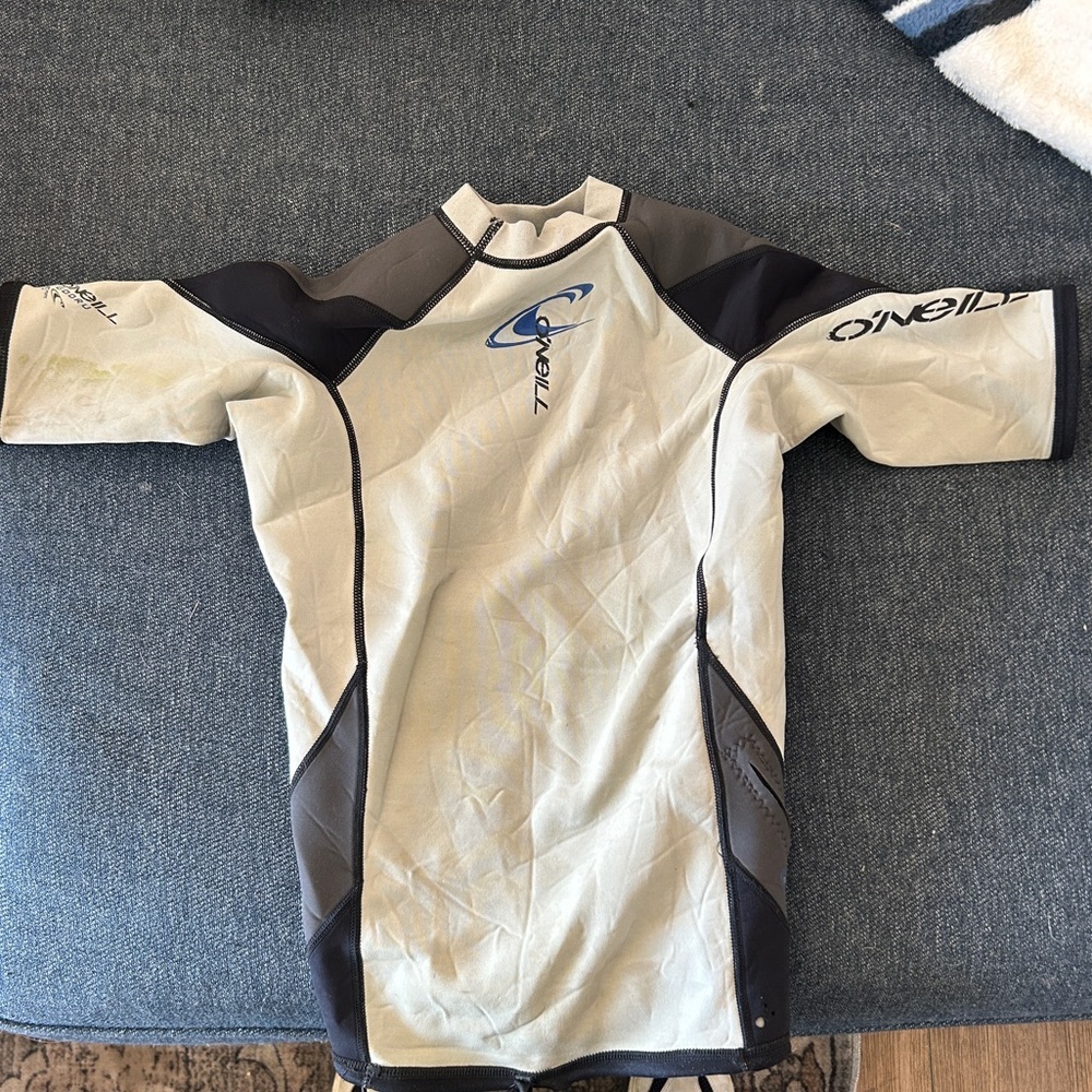 O'Neill Youth Gooru Style long sleeve wetsuit shirt in black Size XS